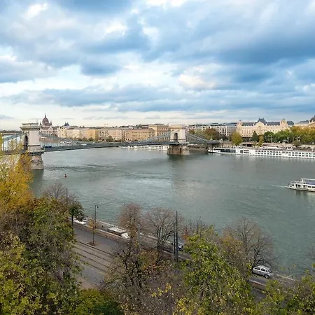 Szálloda Lanchid 19 Design Budapest