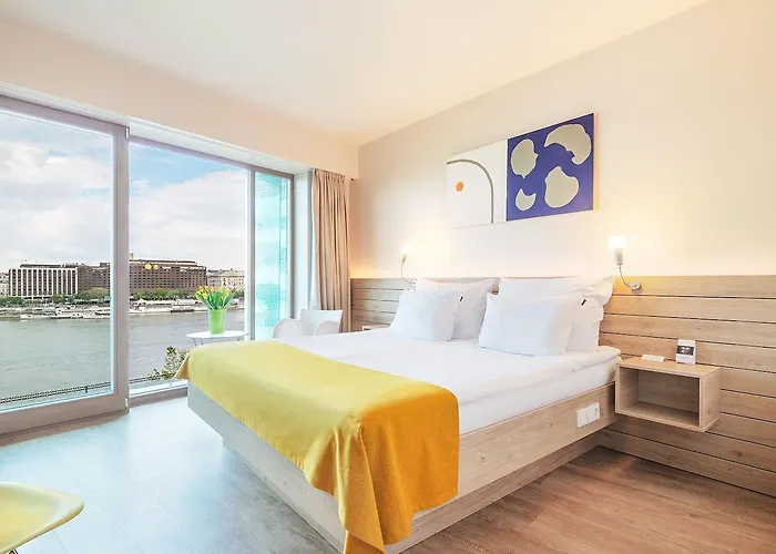 Szálloda Lanchid 19 Design Budapest