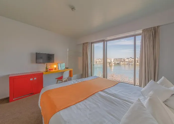 Szálloda Lanchid 19 Design 4*