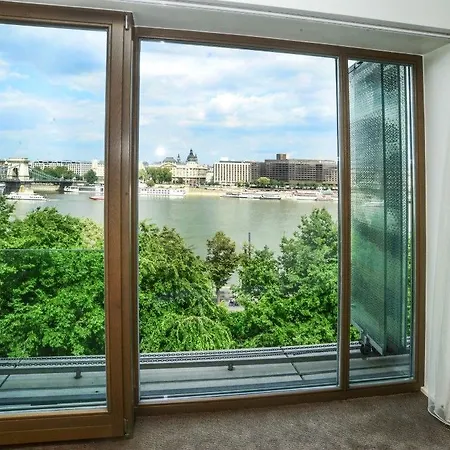 Szálloda Lanchid 19 Design Budapest