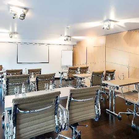 Lanchid 19 Design 호텔 4*