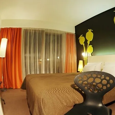 Hotel Lanchid 19 Design 4*