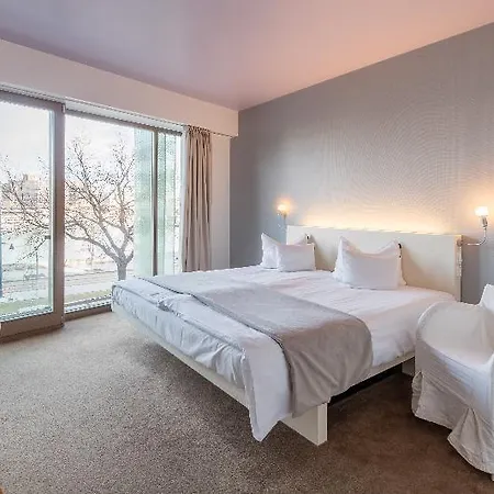 Lanchid 19 Design Hotel