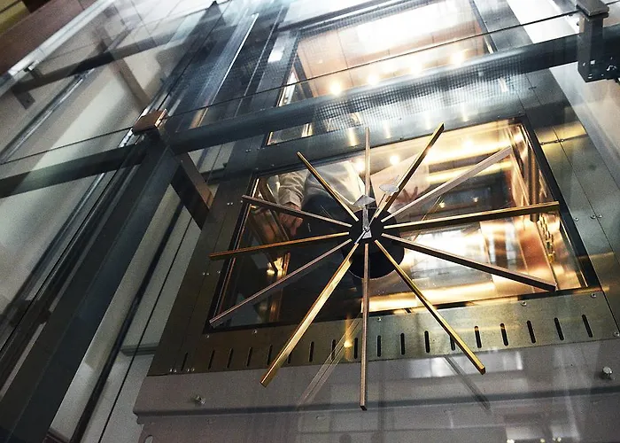 Lanchid 19 Design 4* Budapest