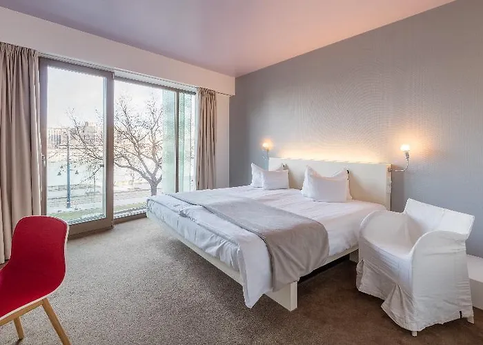 Lanchid 19 Design Hotel