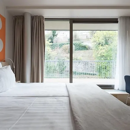 Lanchid 19 Design Hotel 4*