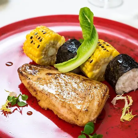 Lanchid 19 Design Hotel