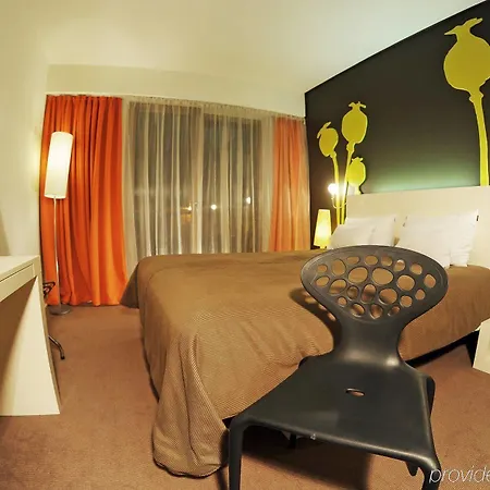 Lanchid 19 Design Hotel