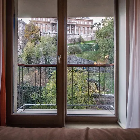 Hotel Lanchid 19 Design 4*