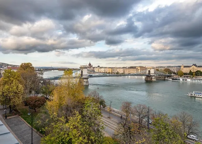Lanchid 19 Design Budapeszt