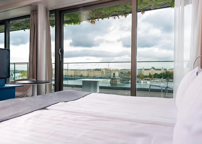Lanchid 19 Design 4* Budapeszt