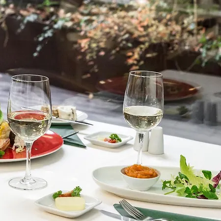 Lanchid 19 Design 4* Boedapest